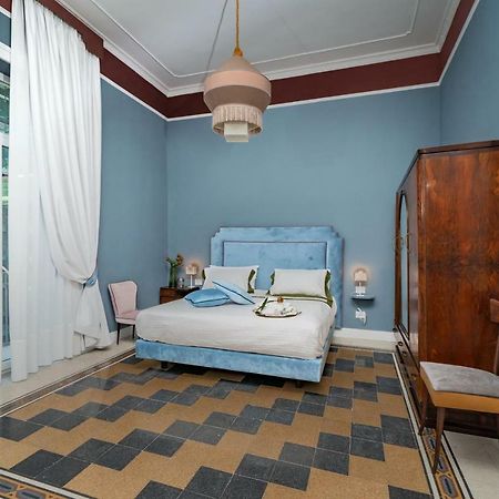 Il Fiore D'Oro Luxury Holiday House เนเปิลส์ ภายนอก รูปภาพ