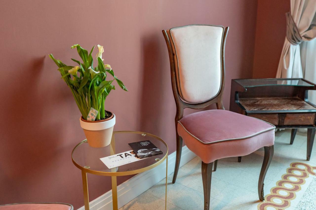 Il Fiore D'Oro Luxury Holiday House เนเปิลส์ ภายนอก รูปภาพ